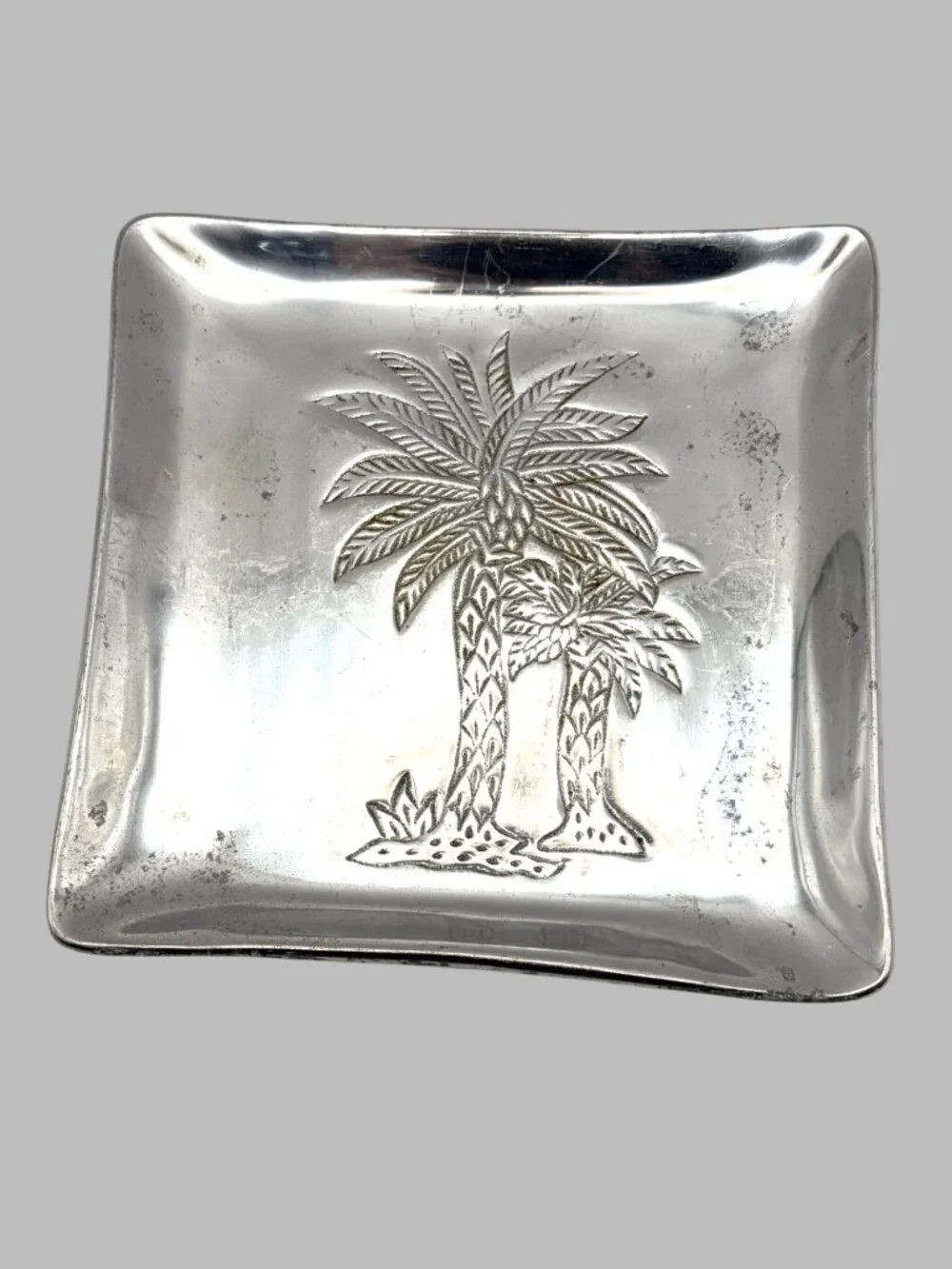 IHI India Square Aluminum Serving Tray Engraved Palm Trees 9